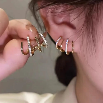 Velira™ LuxeClaw Stud Set – Chic 2025 Elegance in Every Detail